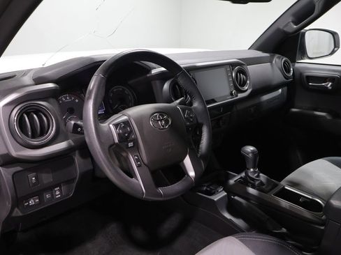 Certified 2023 Toyota Tacoma TRD Off-Road AWD/4WD image 16