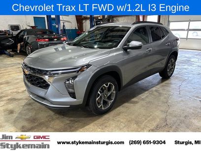 Used 2025 Chevrolet Trax LT