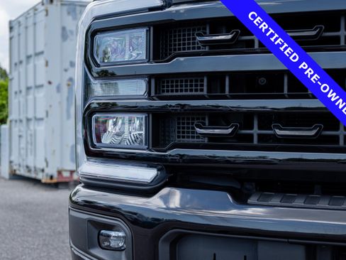 Certified 2024 Ford F250 XLT w/ Black Appearance Package AWD/4WD image 10