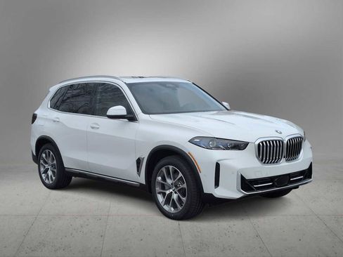 New 2026 BMW X5 xDrive40i image 2