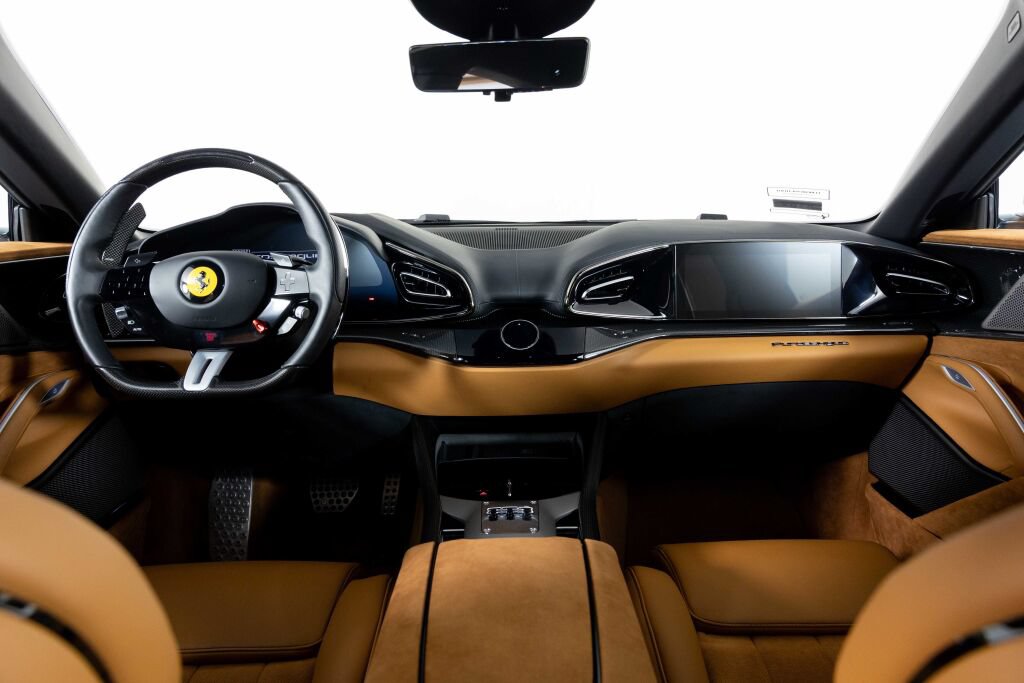 Used 2025 Ferrari Purosangue AWD/4WD image 38