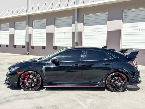 Used 2021 Honda Civic Type R image 3