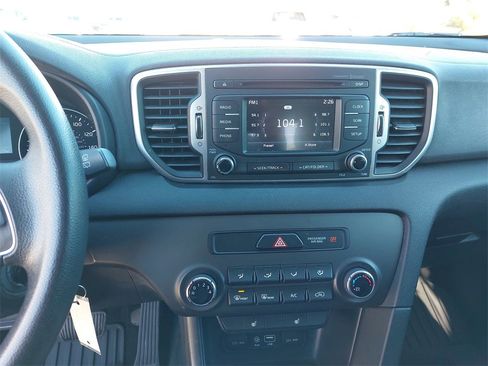 Used 2017 Kia Sportage LX w/ LX Popular Package image 16