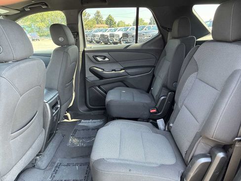 Used 2022 Chevrolet Traverse LT AWD/4WD image 24