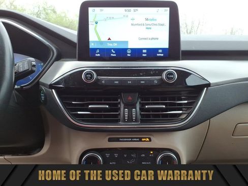 Used 2022 Ford Escape Titanium image 25