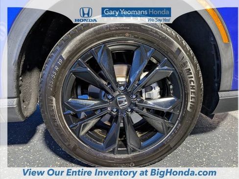 Used 2024 Honda CR-V Sport Touring image 12