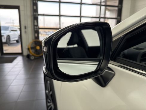 Used 2023 Toyota Crown XLE image 12