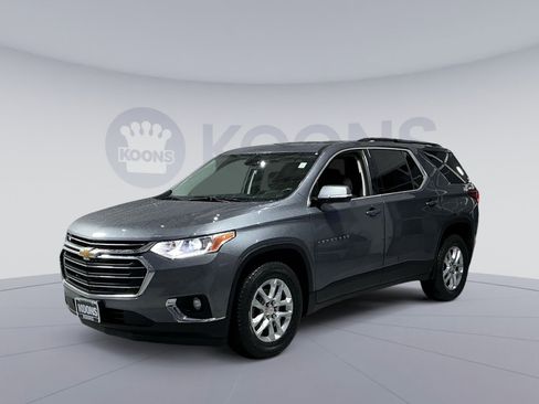 Used 2019 Chevrolet Traverse LT image 1