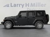 Used 2017 Jeep Wrangler Unlimited Rubicon image 3