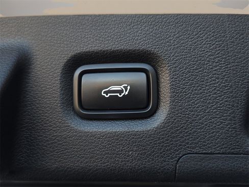 Used 2019 Hyundai Santa Fe AWD image 15