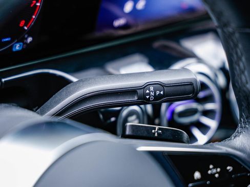 Certified 2025 Mercedes-Benz GLA 250 image 19