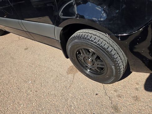 Used 2019 Mercedes-Benz Sprinter 2500 w/ Driver Convenience Package image 12