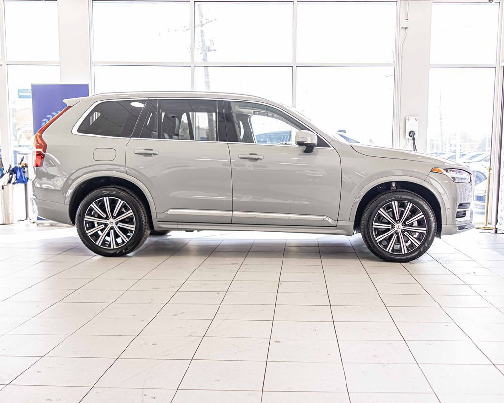 Used 2025 Volvo XC90 B6 Plus AWD/4WD image 10