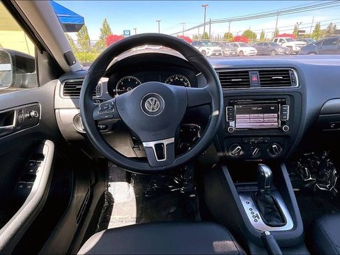 Used 2013 Volkswagen Jetta TDI FWD image 7