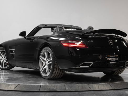 Used 2012 Mercedes-Benz SLS AMG Roadster image 39