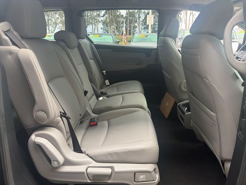 Used 2019 Honda Odyssey EX-L image 15