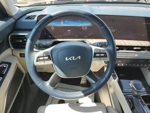 Used 2024 Kia Telluride SX Prestige AWD/4WD image 20