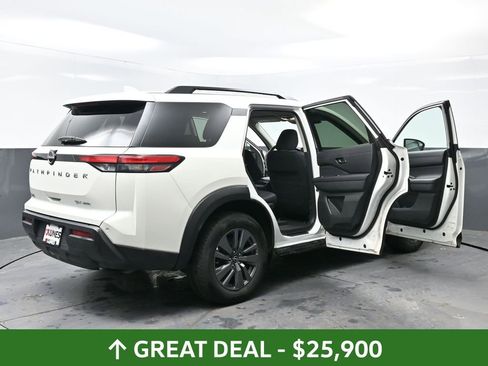 Used 2024 Nissan Pathfinder SV AWD/4WD image 62
