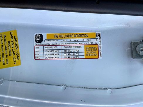 Used 2025 GMC Savana 2500 w/ Driver Convenience Package RWD image 21