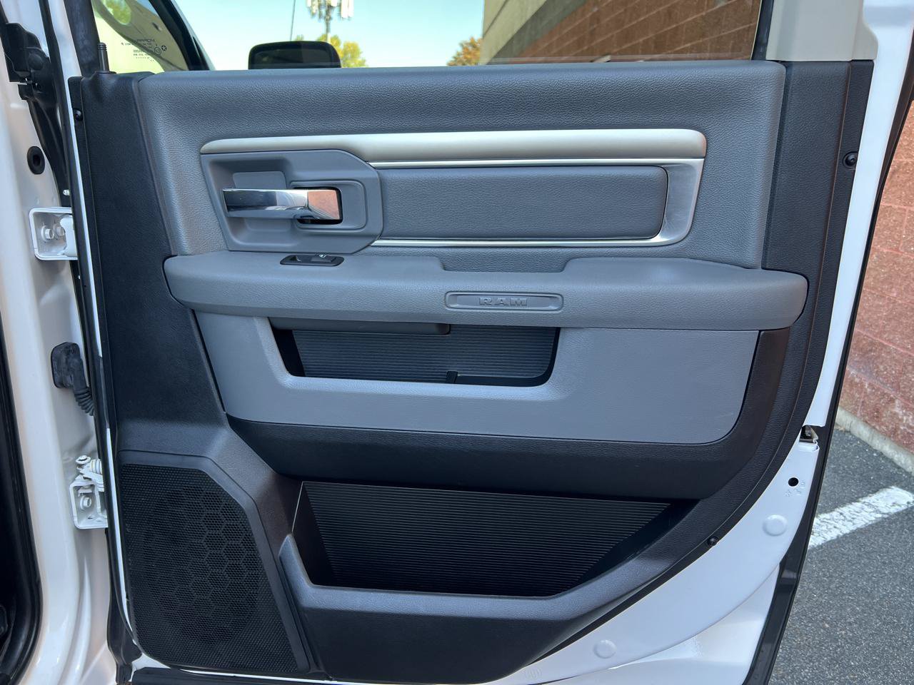 Used 2017 RAM 1500 Big Horn AWD/4WD image 14