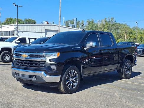 Used 2024 Chevrolet Silverado 1500 LT image 1