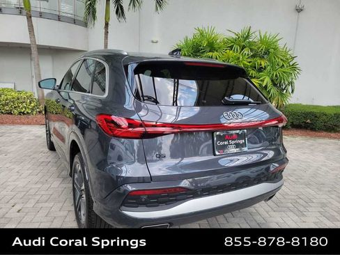 Certified 2025 Audi Q5 Premium w/ Convenience Package AWD/4WD image 11