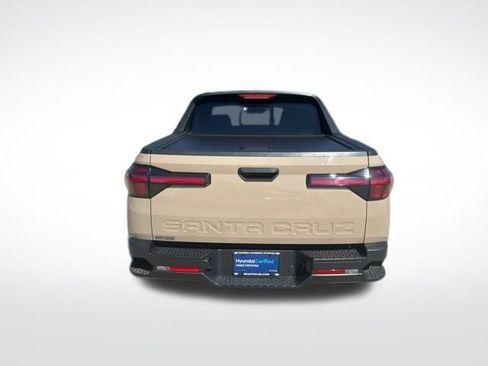Used 2024 Hyundai Santa Cruz SEL w/ Activity Package FWD image 4