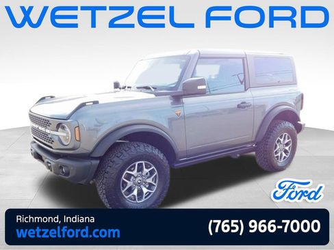 Used 2025 Ford Bronco Badlands AWD/4WD image 7