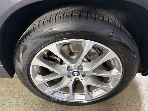 Used 2022 BMW X6 xDrive40i w/ Climate Comfort Package AWD/4WD image 5