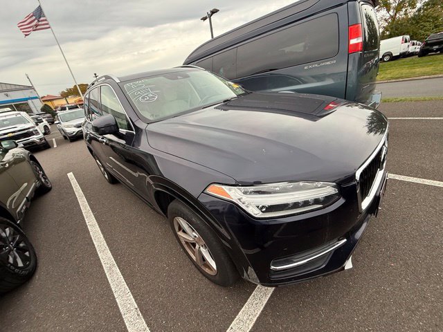Used 2019 Volvo XC90 T5 Momentum w/ Protection Package Premier AWD/4WD image 10