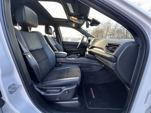 Used 2022 Dodge Durango GT image 34