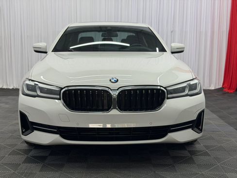 Used 2023 BMW 530i xDrive w/ Premium Package AWD/4WD image 10