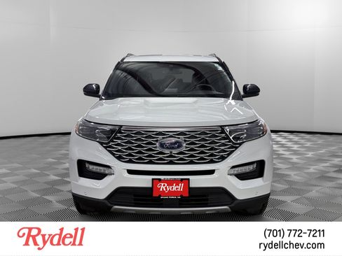 Used 2020 Ford Explorer Platinum w/ Premium Technology Package AWD/4WD image 8