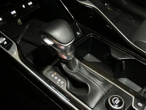 Certified 2022 Kia Sorento SX image 22