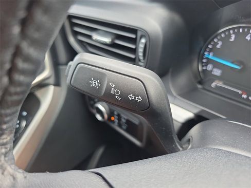 Used 2024 Ford Explorer XLT image 21