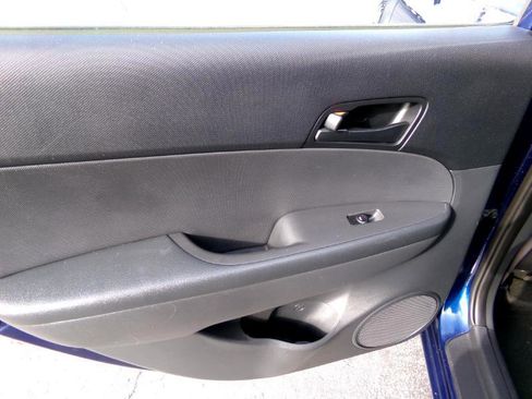 Used 2012 Hyundai Elantra GLS image 21