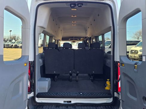Used 2017 Ford Transit 350 XLT image 14
