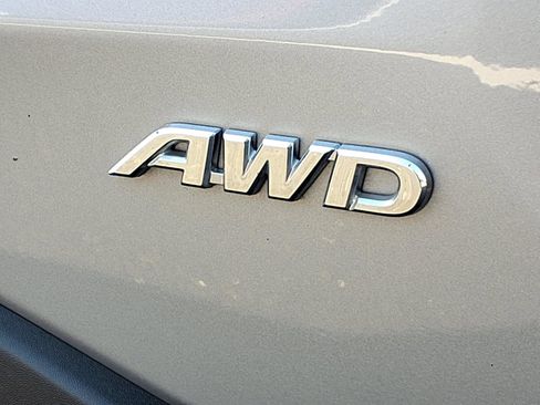 Certified 2025 Toyota RAV4 LE AWD/4WD image 31