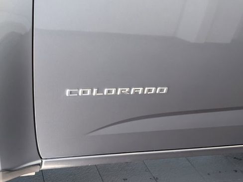 Used 2022 Chevrolet Colorado Z71 w/ Safety Package image 5