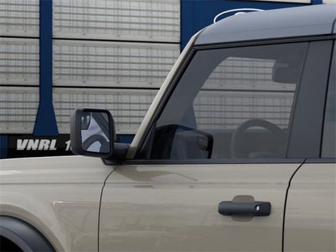 New 2025 Ford Bronco 4-Door image 22