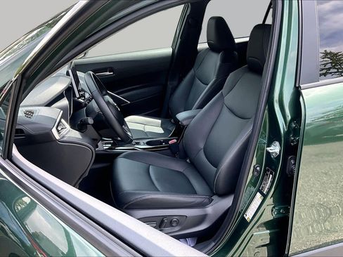 Certified 2025 Toyota Corolla Cross XLE AWD/4WD image 7