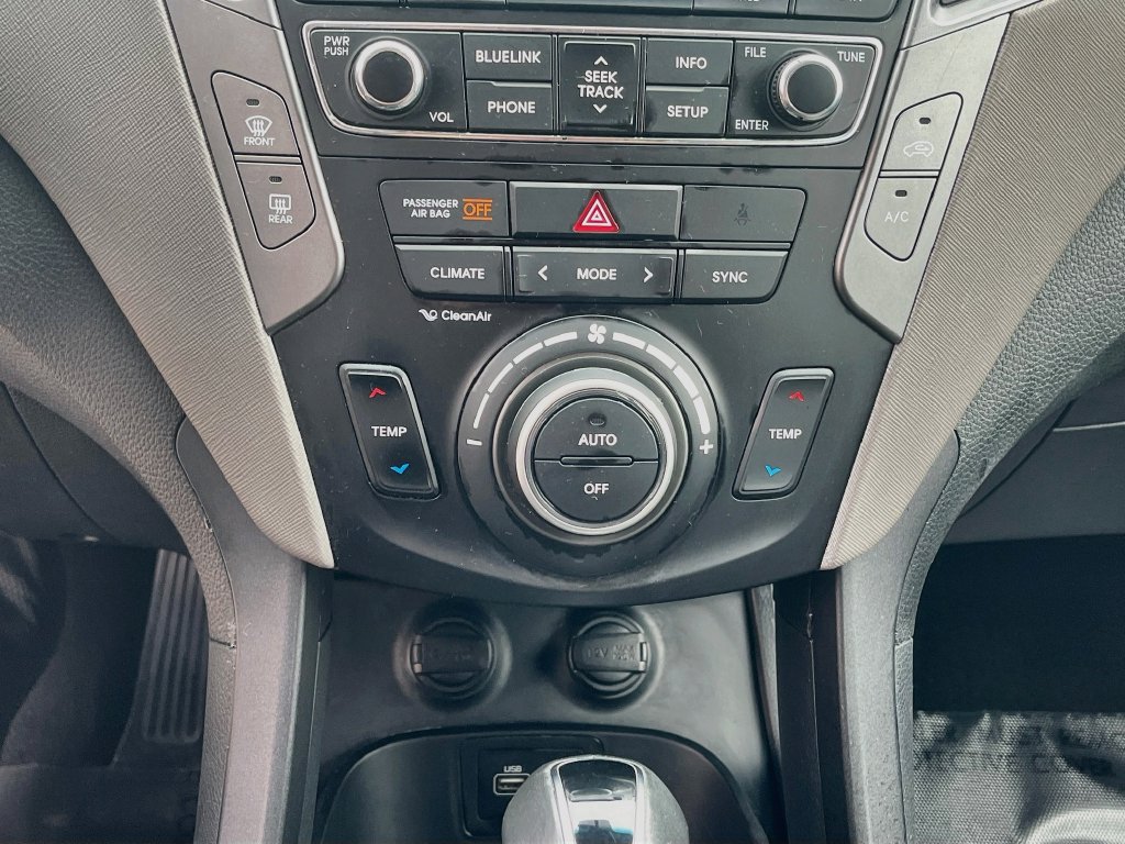 Used 2018 Hyundai Santa Fe Sport AWD/4WD image 16