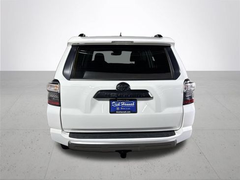 Used 2024 Toyota 4Runner TRD Off-Road Premium w/ Moonroof Package AWD/4WD image 7
