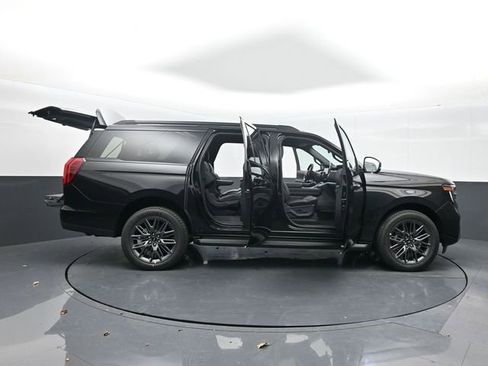 New 2026 Ford Expedition Max Platinum w/ Stealth Appearance Package image 27