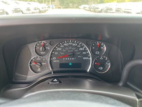 New 2025 Chevrolet Express 2500 image 18