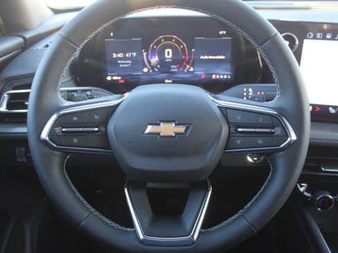 New 2026 Chevrolet Traverse LT image 11