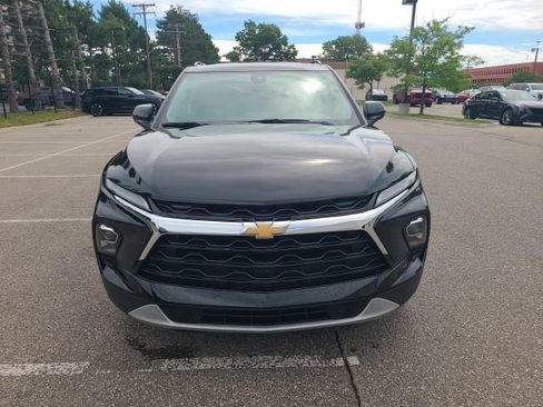 Used 2024 Chevrolet Blazer LT w/ Convenience Package FWD image 11