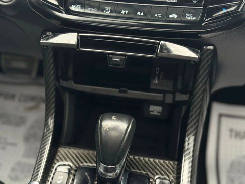 Used 2017 Honda Accord Touring image 22