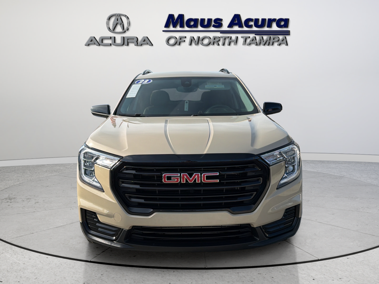 Used 2023 GMC Terrain SLE w/ Driver Convenience Package FWD image 4