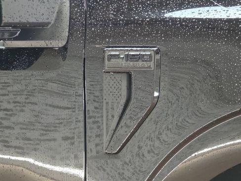 Used 2024 Ford F150 Lariat AWD/4WD image 10